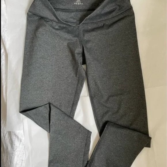 4/$10, Capri Leggings 90 Degree by Reflex Yoga pants Dark charcoal Size XS - Picture 2 of 4